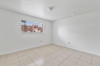 Building Photo - 1111 East Sam Houston Pkwy S