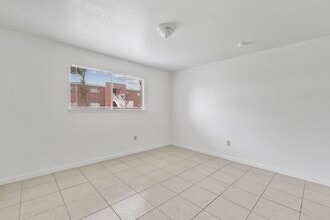Building Photo - 1111 East Sam Houston Pkwy S