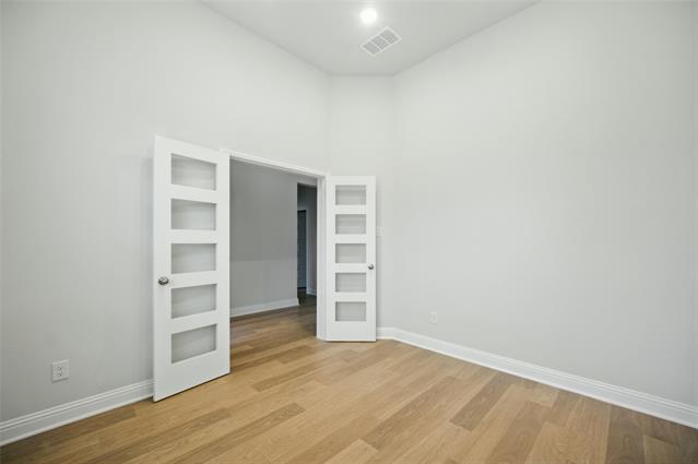 Building Photo - 4323 Hudson St