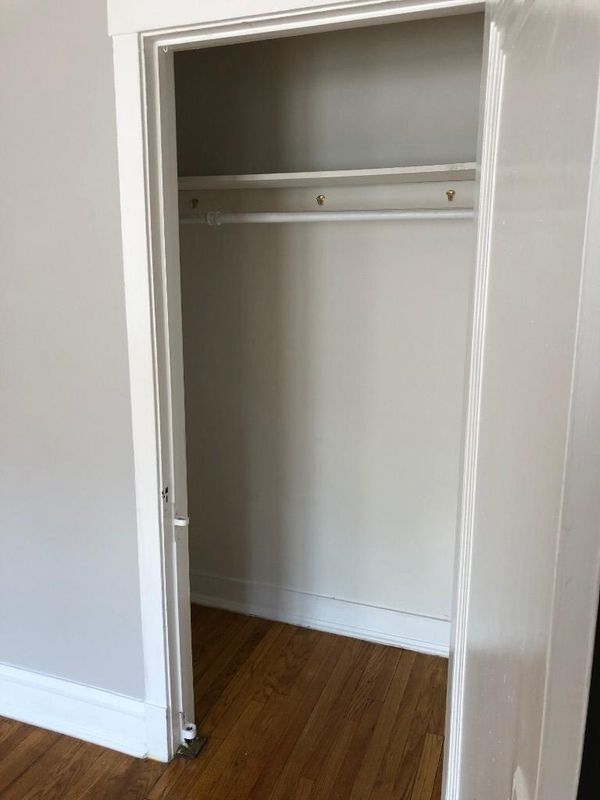 Foto del edificio - 6364 N Hermitage Ave