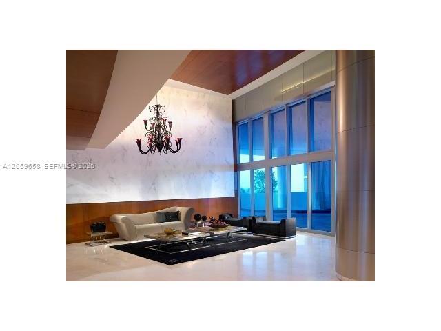 Foto del edificio - 17121 Collins Ave