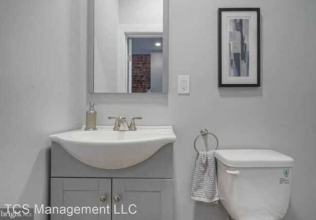 Foto del edificio - 2 br, 1.5 bath House - 1917 Pierce Street