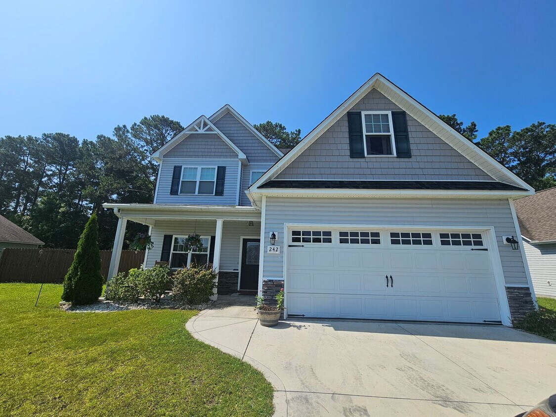 Primary Photo - 3 Bedroom Home in Sneads Ferry