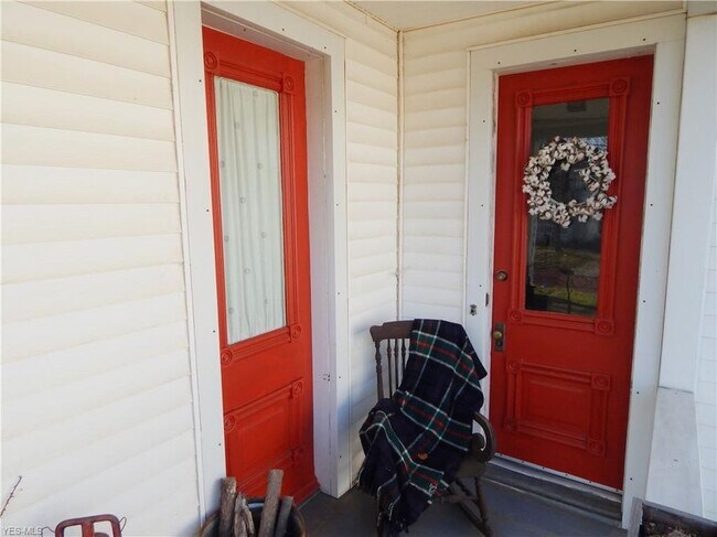 Front porch entry - 597 South Broadway