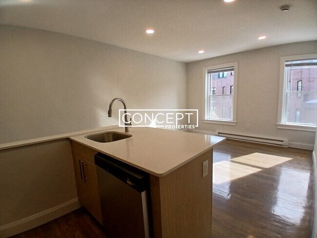 Foto del edificio - 529 Beacon St