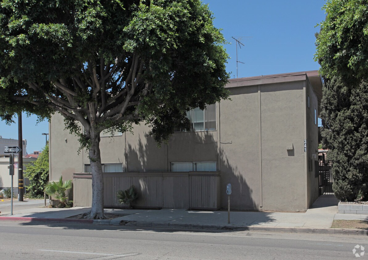 Building Photo - 341 E 6th St