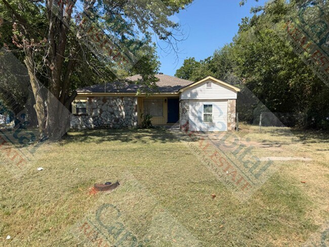 Building Photo - 1117 N Beach Ave