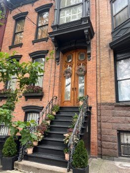 Building Photo - 130 Chestnut St