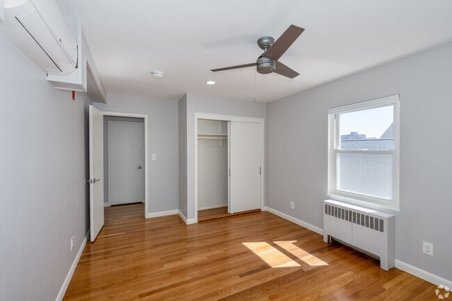 Interior Photo - Aster Place