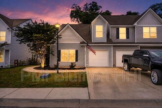 Building Photo - 355 Dante Cir