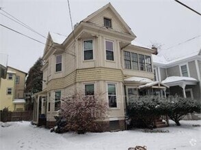 Building Photo - 55 Greene St