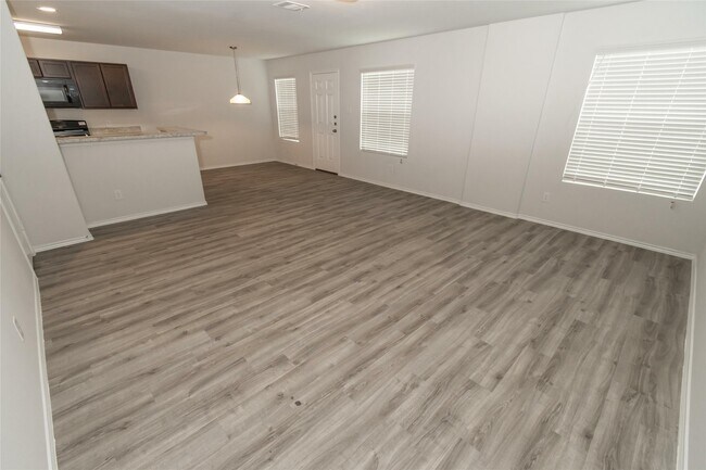 Foto del edificio - 16911 Andrew Nook Ln