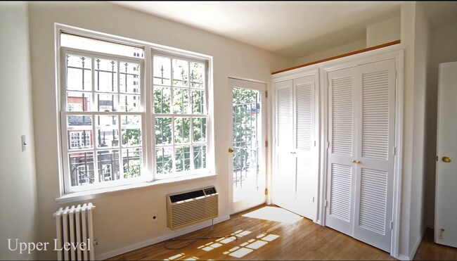 Foto del edificio - 329 E 82nd St