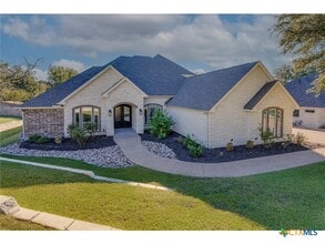 Building Photo - 1729 Las Lomas Ct