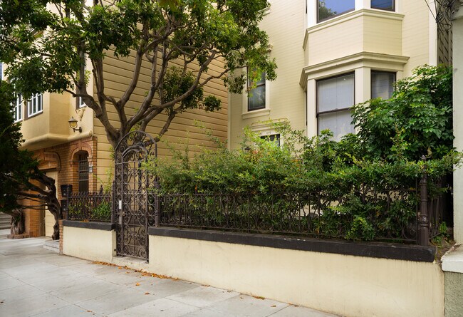 Building Photo - 1045 Treat Ave