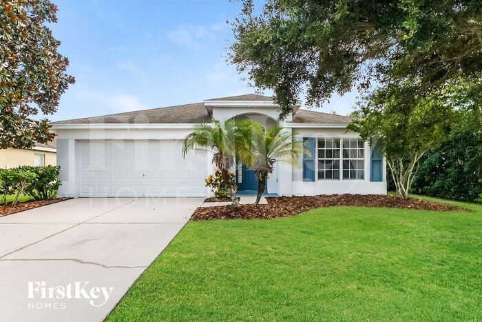 Foto principal - 5825 100th Ave E