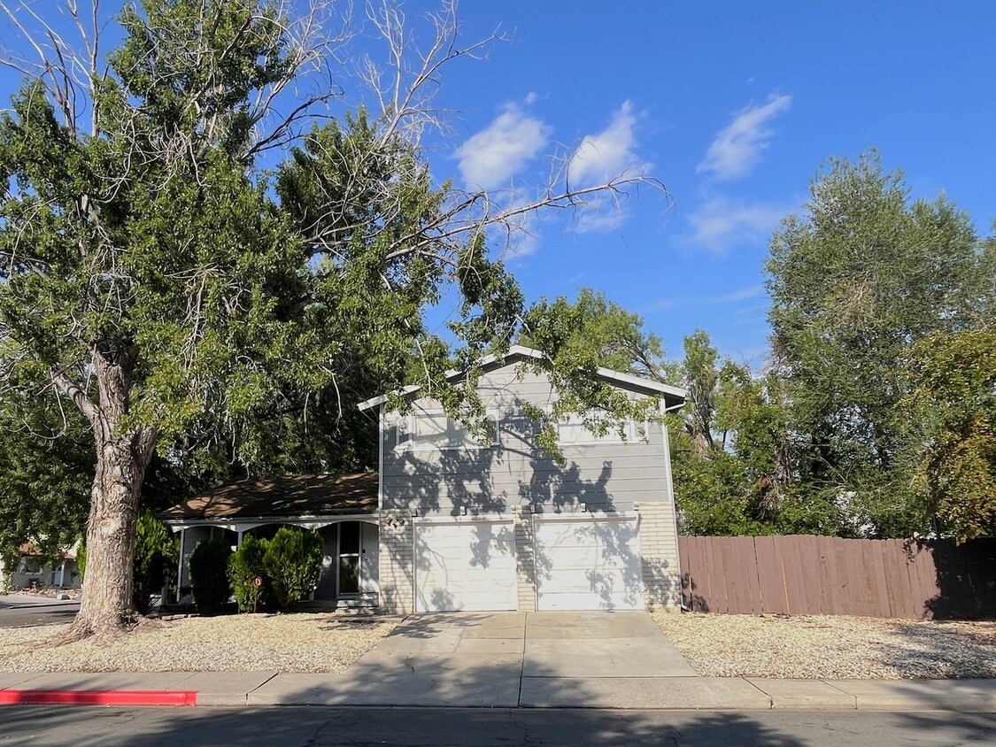 Primary Photo - South Reno 2 Story Home