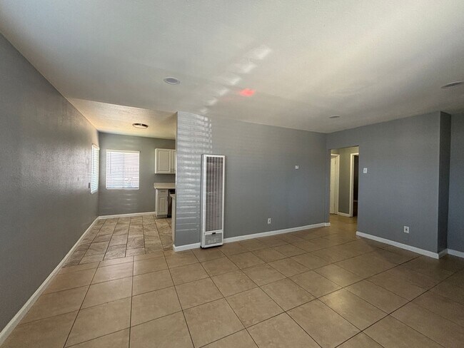 Foto del edificio - 44303 Beech Ave