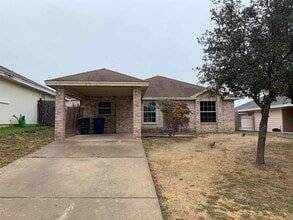 Building Photo - 3709 Nubes Dr