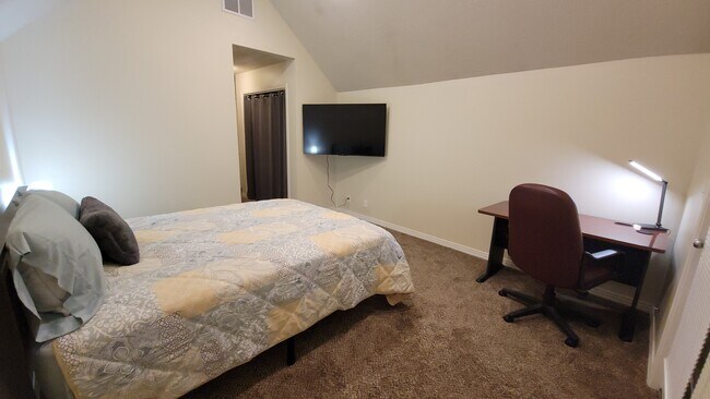 Foto del edificio - 2127 S Leadville Ave