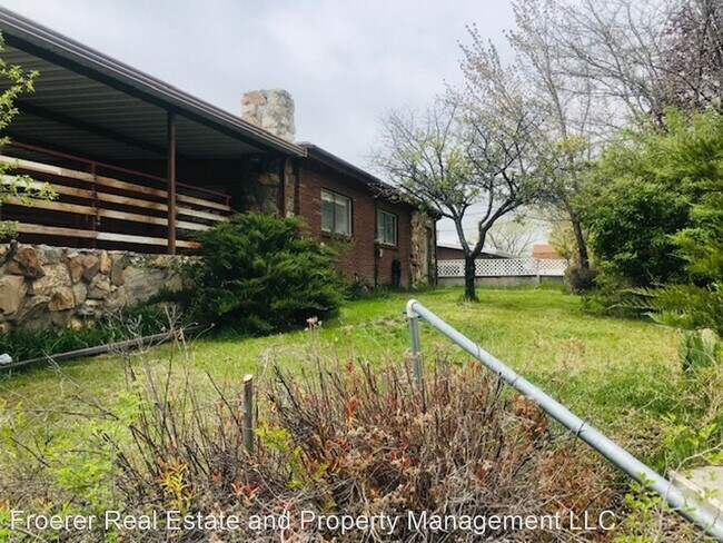 Foto del edificio - 5 br, 2 bath House - 345 E 1900 N
