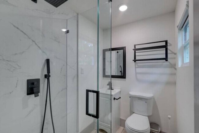 Foto del edificio - 625 NE 13th Ave