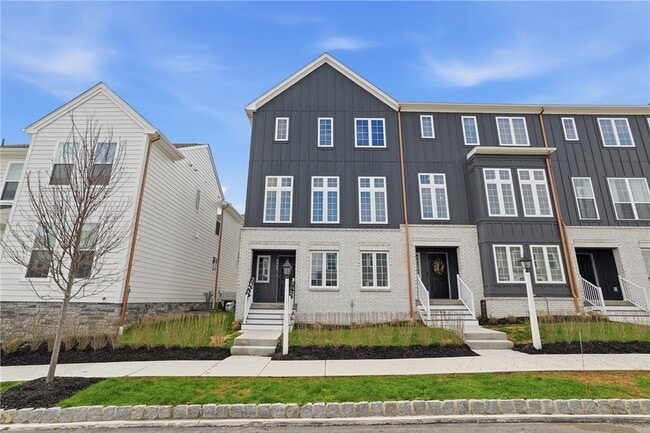 Photo - 4009 Cottage Wy Townhome