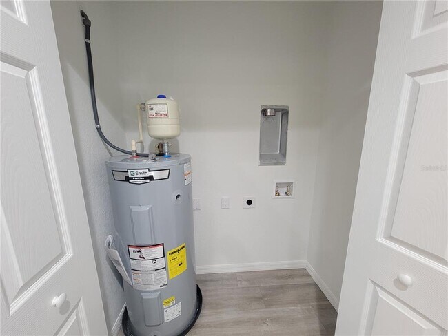 Foto del edificio - 3150 SW 96th Pl