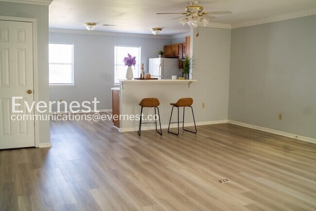 Foto del edificio - 4809 Brighton Ln