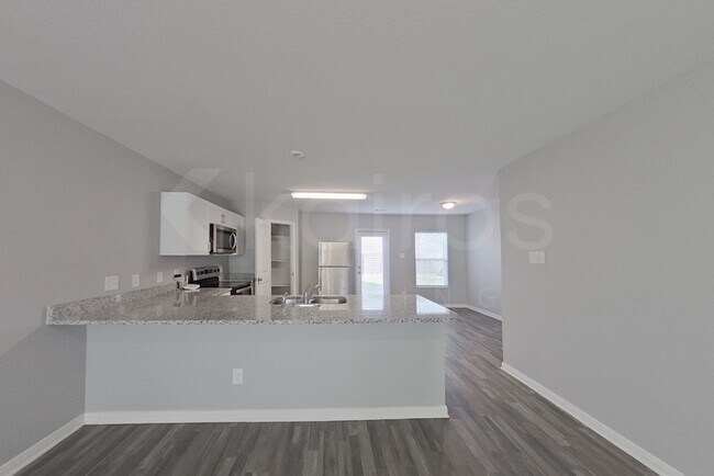 Building Photo - 15569 Briar Forest Dr