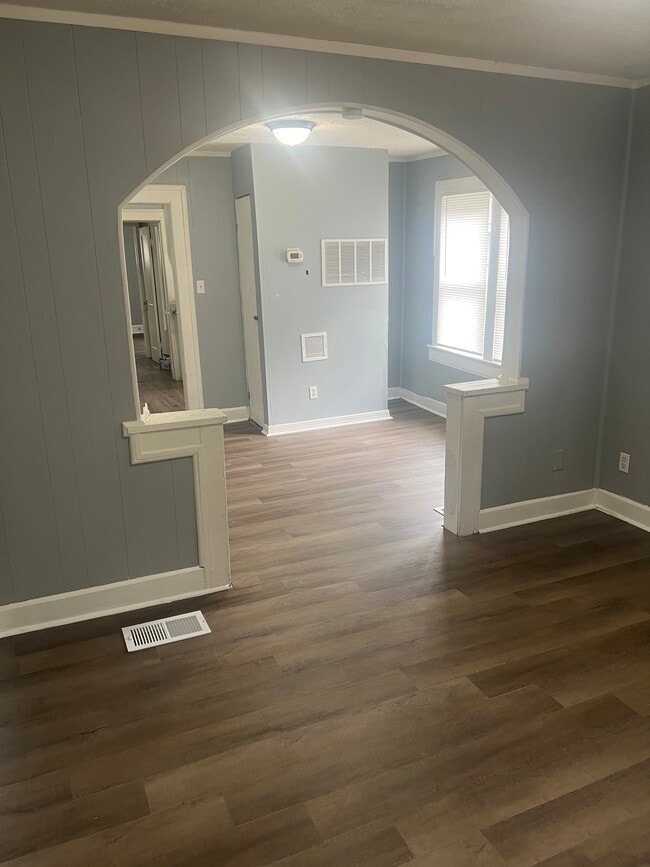 Photo - 2909 E Brookside Ave House