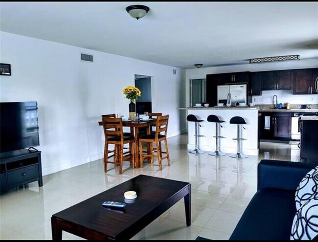 Foto del edificio - 1548 SW 5th Pl