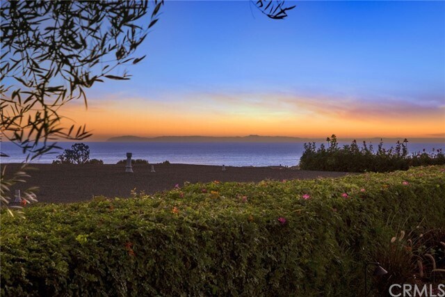 Foto del edificio - 734 Cameo Highlands Dr
