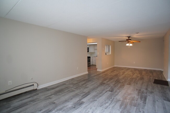 Building Photo - 65 McCormick Terrace