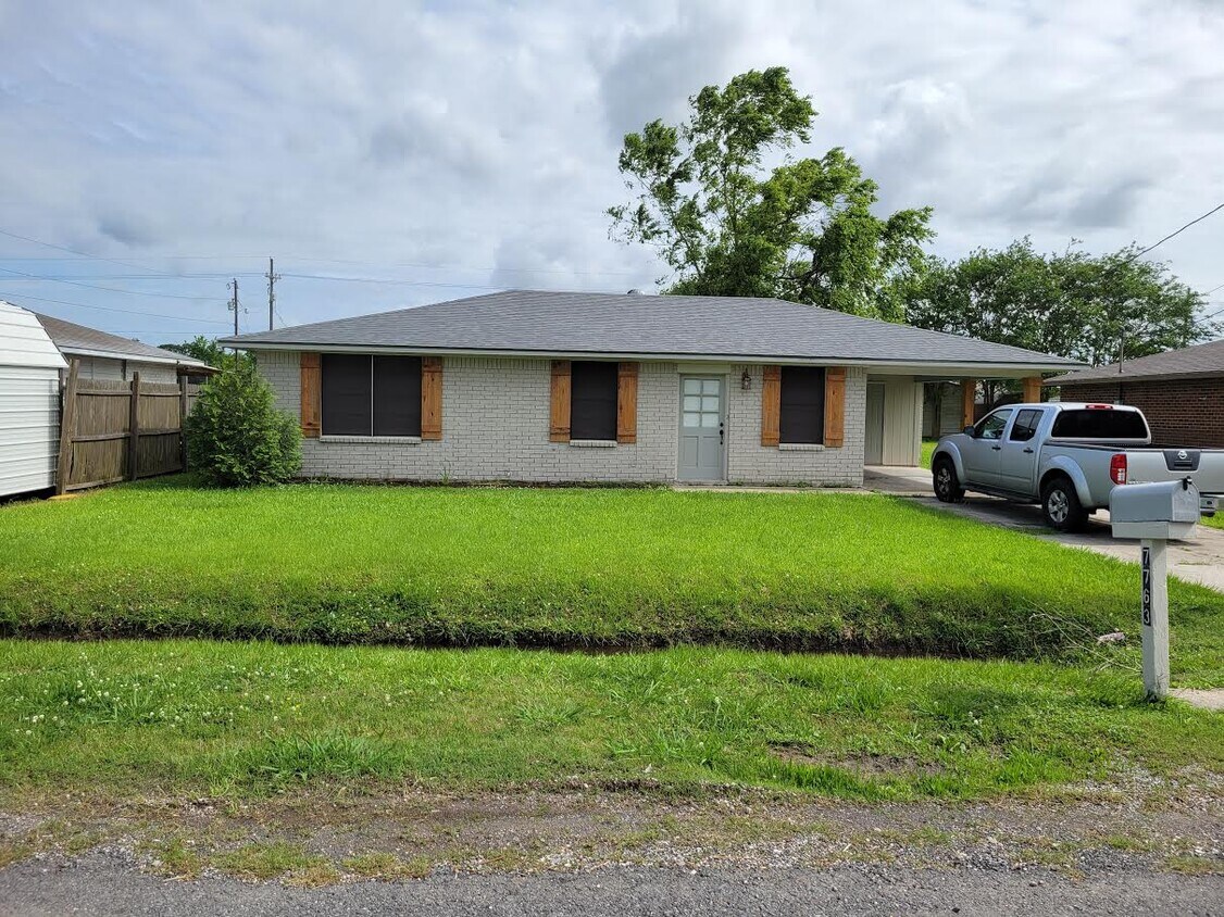 7763 Connie Rd, Maurice, LA 70555 House Rental in Maurice, LA