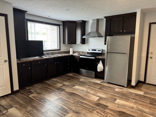 Building Photo - 4290 OH-601