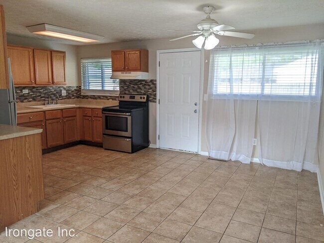 Building Photo - 3 br, 2 bath House - 5785 Tibet Dr