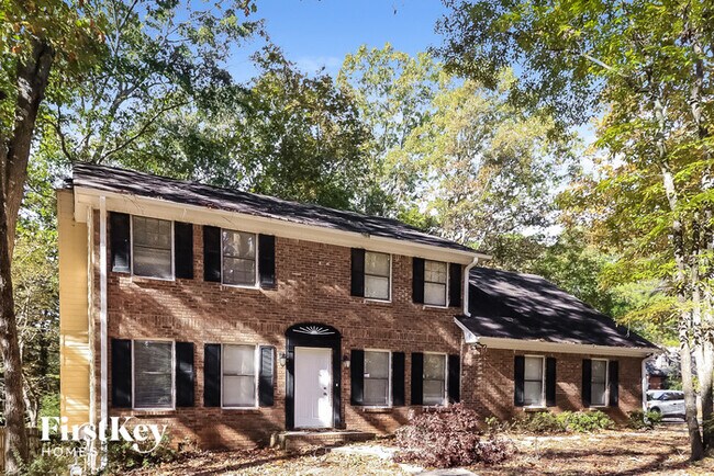 Building Photo - 1493 Stoneleigh Hill Rd