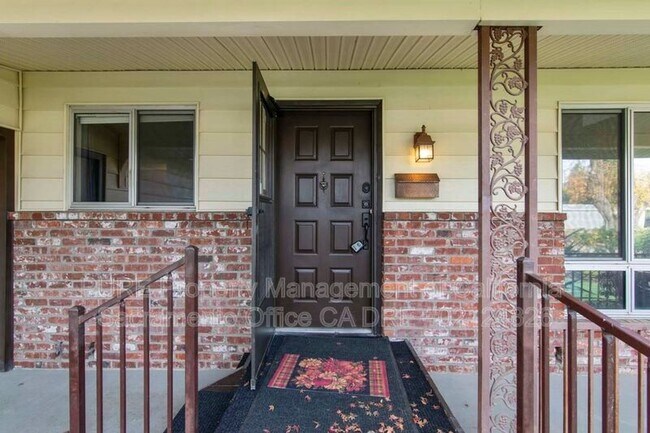 Photo - 8916 Fashion Dr House