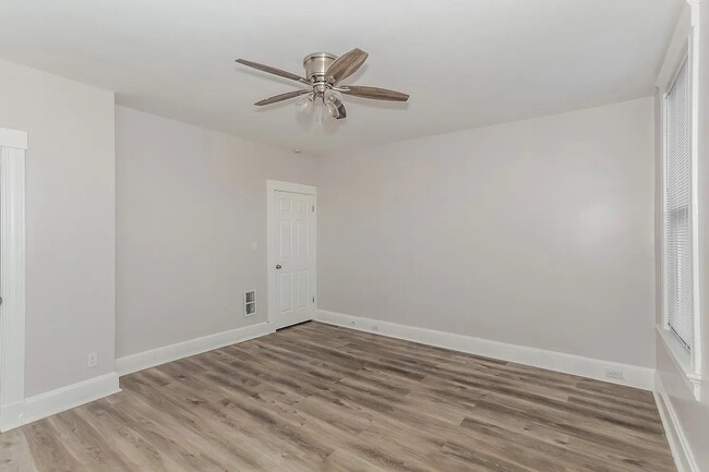 Photo - 1937 Fairmount Ave House