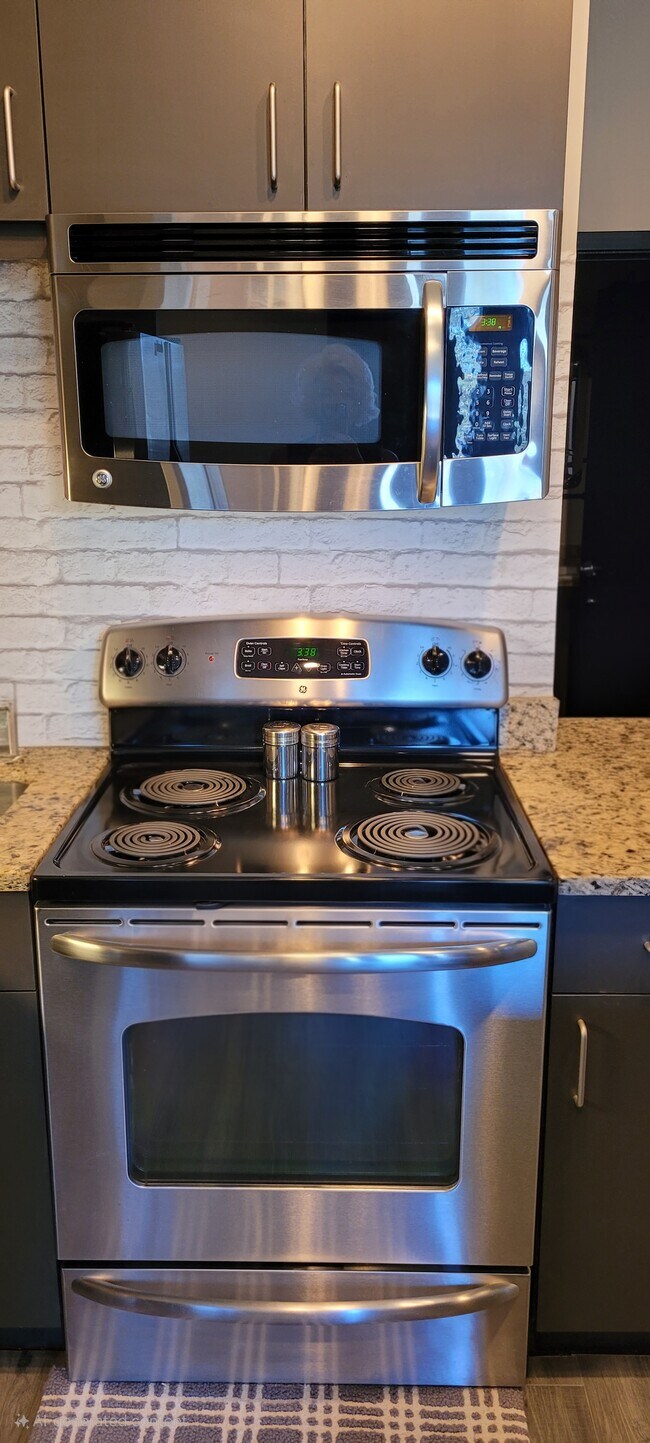 Foto del edificio - 5300 Peachtree Rd