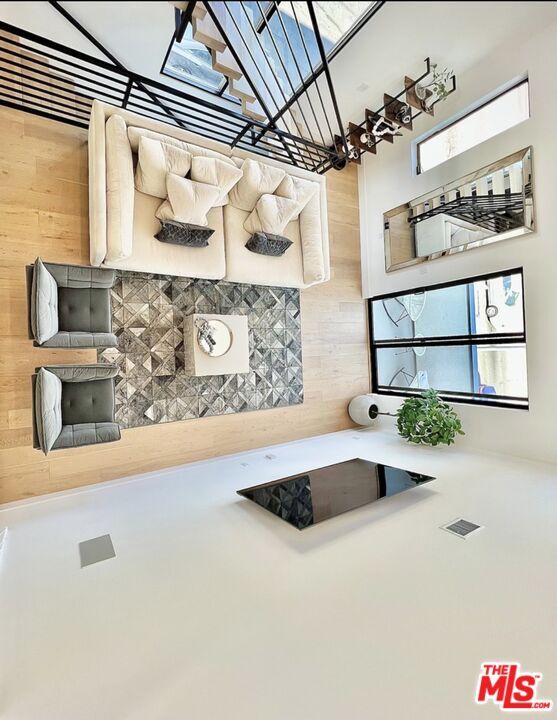 Foto del edificio - 11326 Victory Blvd