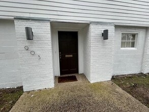 Building Photo - 903 Octavia St