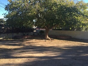 Building Photo - 1524 Vala Cir