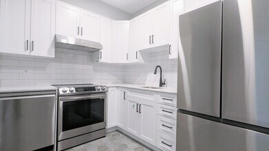 Building Photo - 115 Stiles Bend