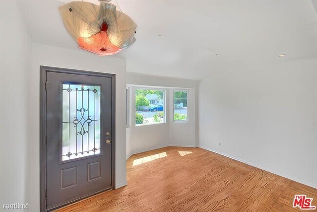 Building Photo - 3 br, 2 bath House - 5085 Gaynor Ave