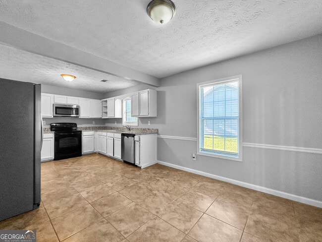 Building Photo - 5844 Meadow Ln
