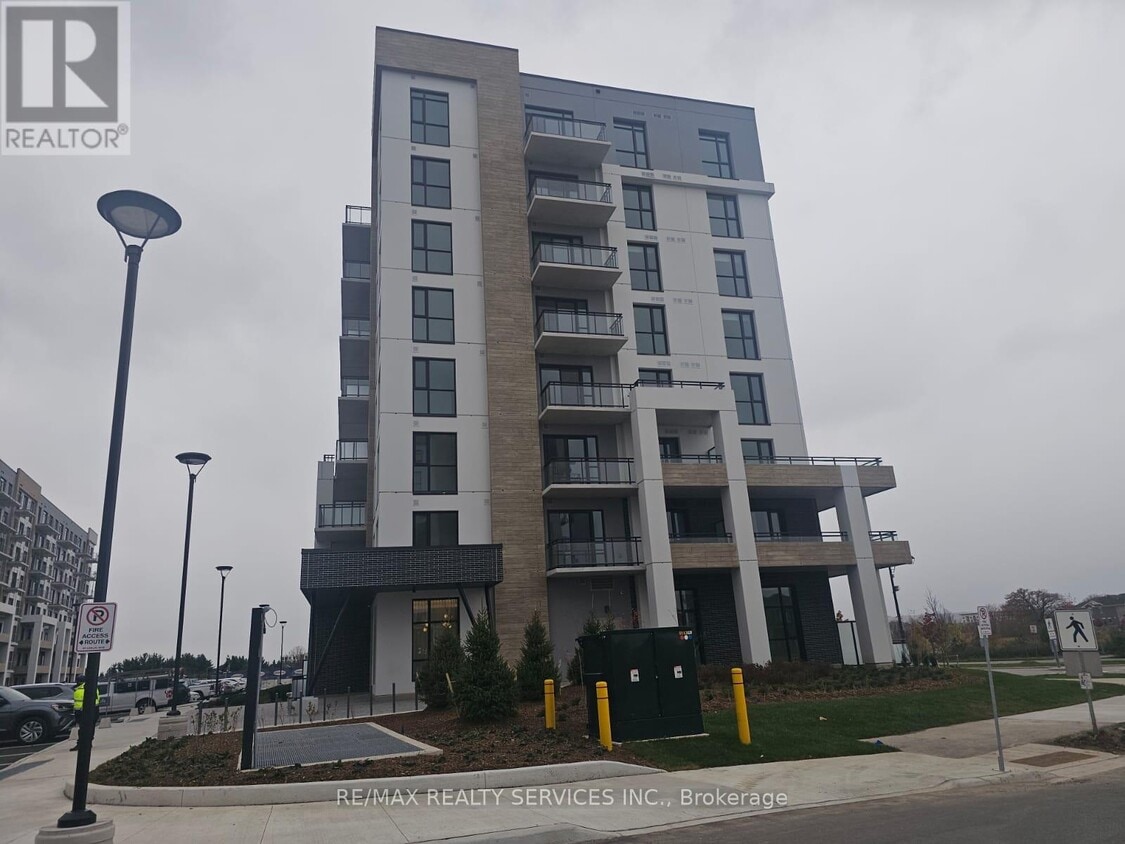 Primary Photo - 720 Whitlock Ave