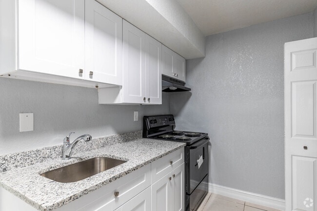 1 habitación, 1 baño - Sunset Place Apartments