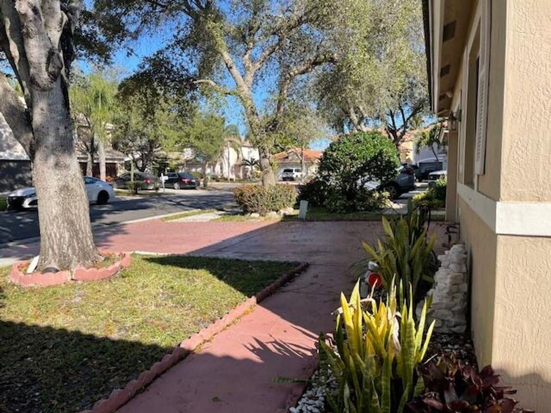 Photo - 6352 NW 36TH AVE #6352 COCONUT CREEK, FL 33073